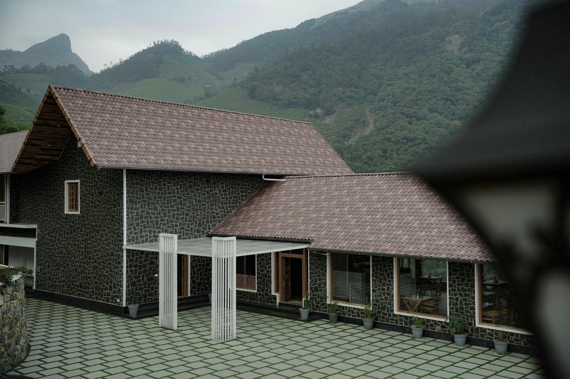 Hotel The Teatree Munnar à Suryanelli Extérieur photo
