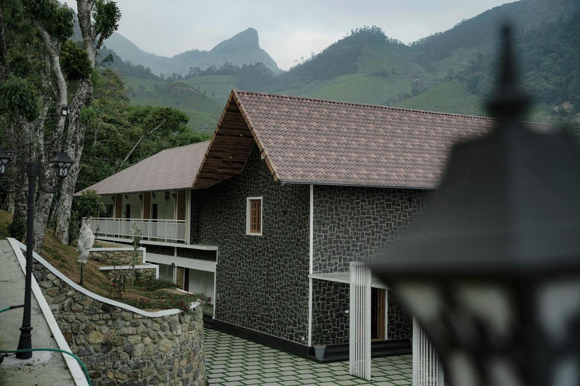 Hotel The Teatree Munnar à Suryanelli Extérieur photo